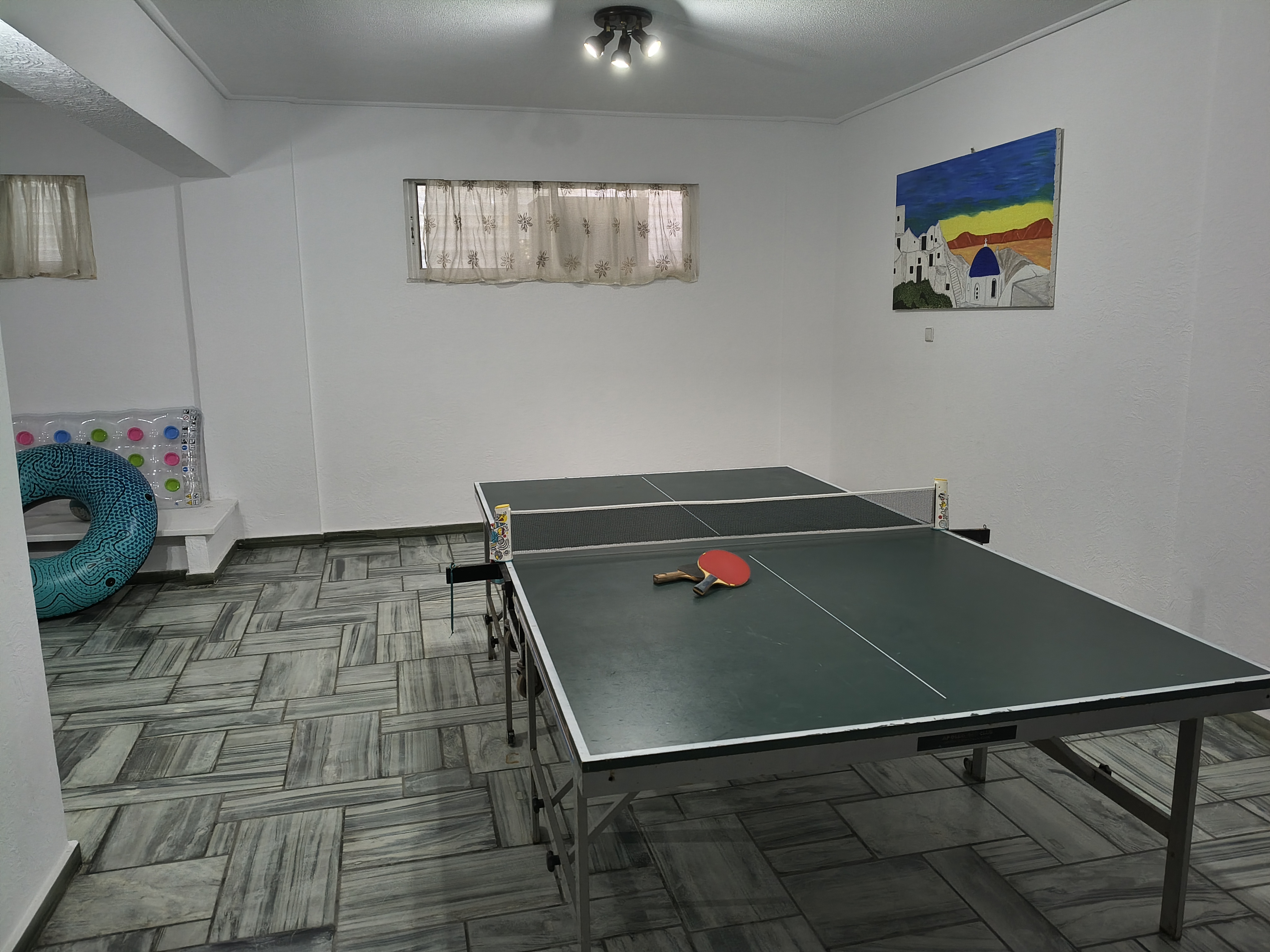 Indoor table tennis games room